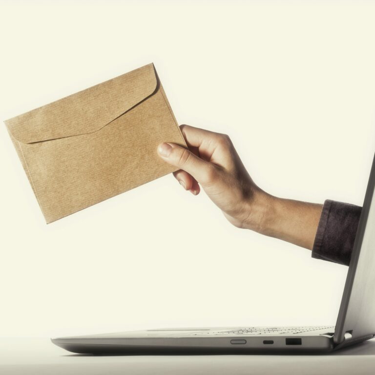 Spartacom : Comment créer une newsletter rapidement quand on manque de temps ?