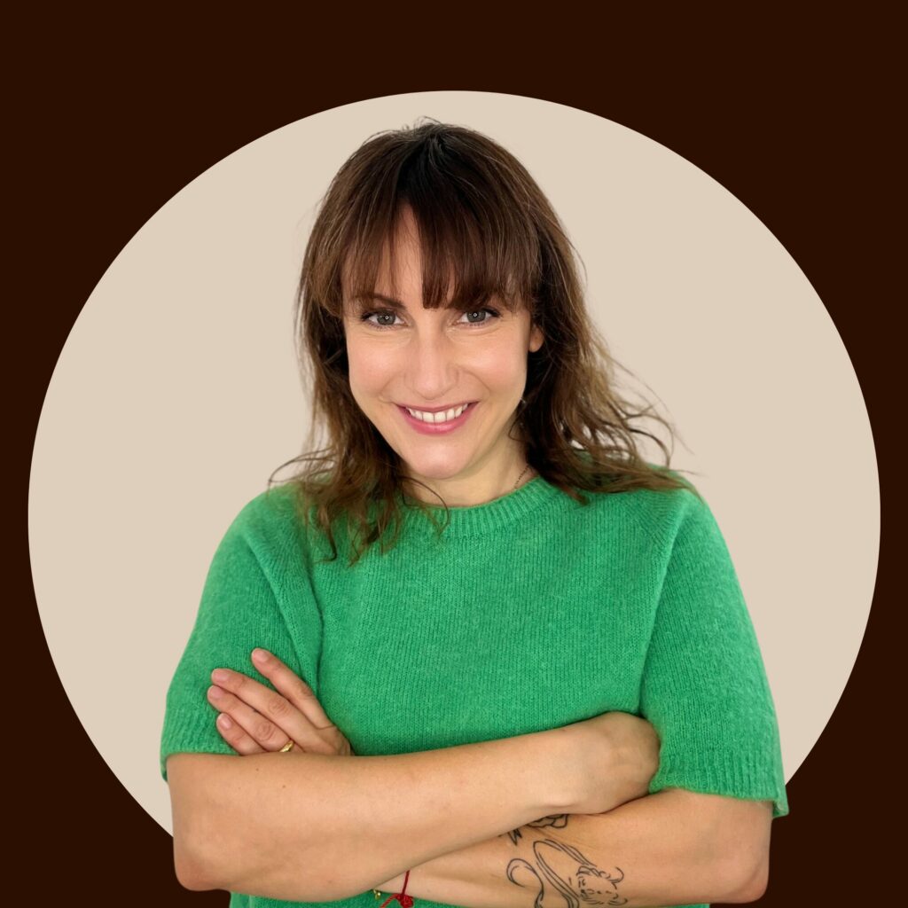 Affichage de 80 médias sur 103 Charger la suite Détails du fichier joint Jennifer-Sperandio-SPARTACOM